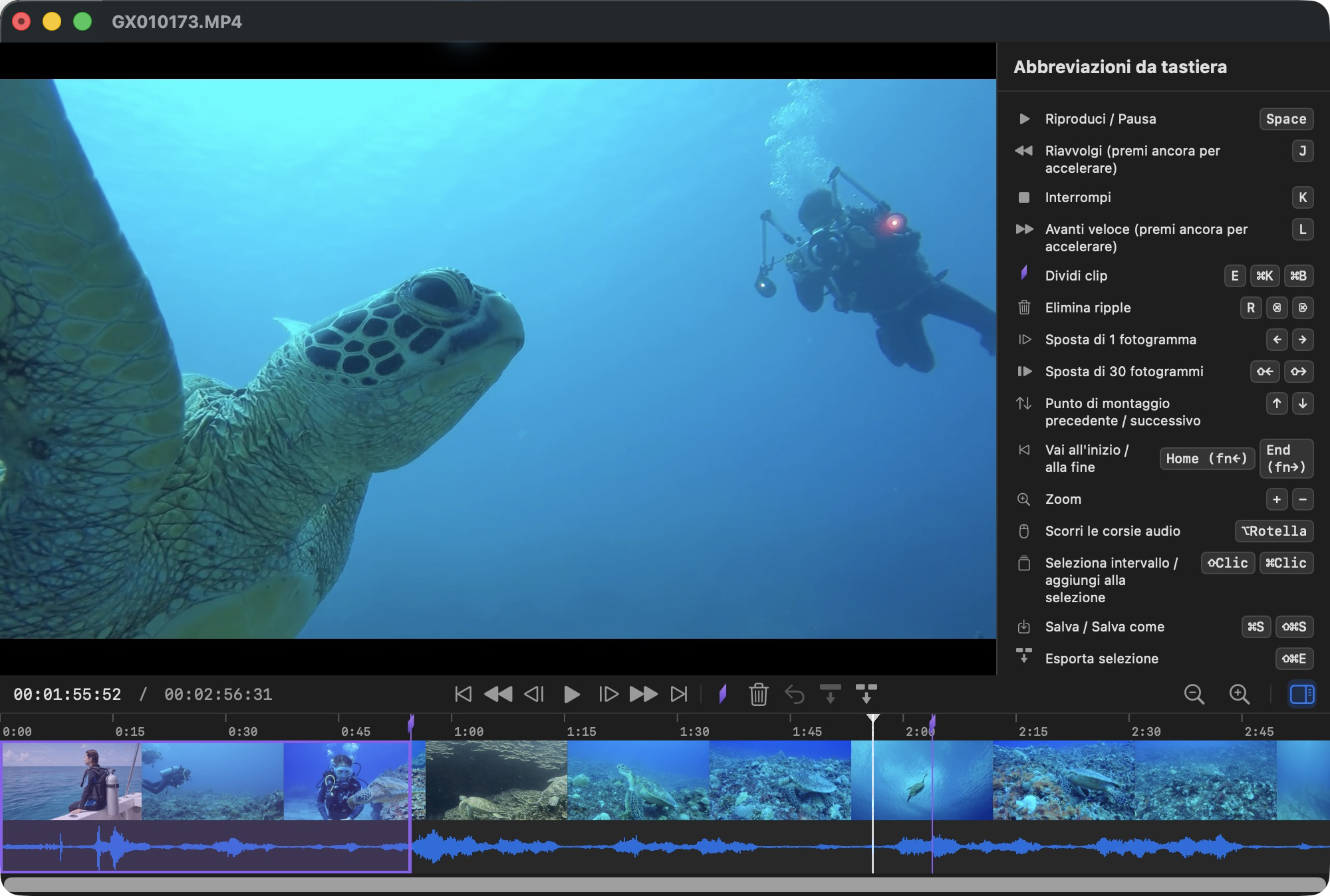 Timeline di QuickCut con due punti di taglio e un clip selezionato